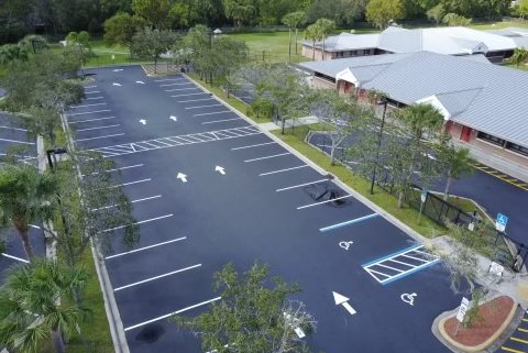 How To Stay on Time and Budget With Your Parking Lot Maintenance Contractor