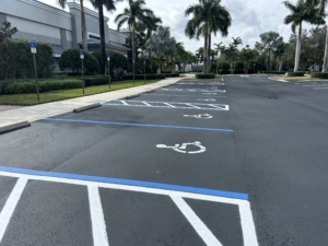 How To Enhance Your Florida Commercial Property With Asphalt Paving