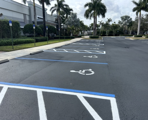 How To Enhance Your Florida Commercial Property With Asphalt Paving